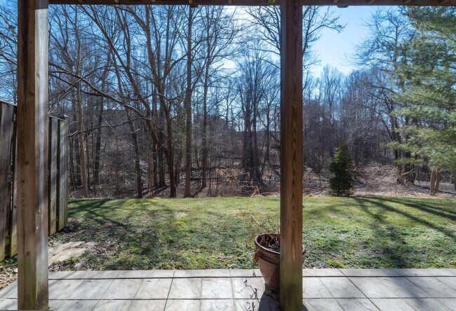 Building Photo - 6931 Rolling Creek Way