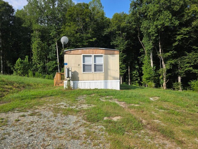 Building Photo - 3135 Calloway Dr