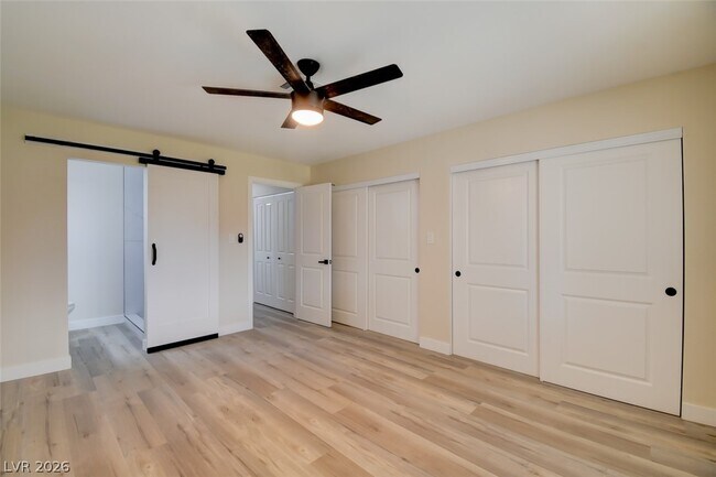 Building Photo - 4401 Vía Torino