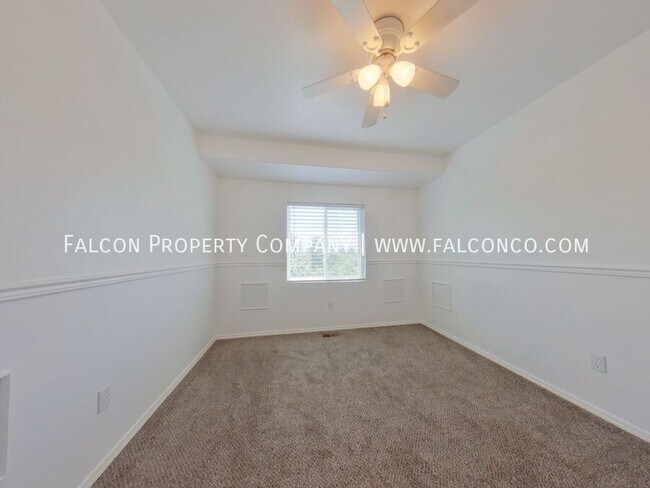 Building Photo - 1111 Mt Estes Dr