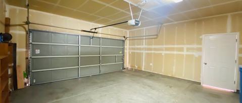Building Photo - 887 Lemieux Ln