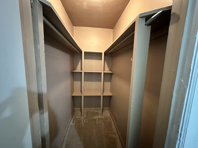 Building Photo - 2bed/2bath Home Available in OKC!