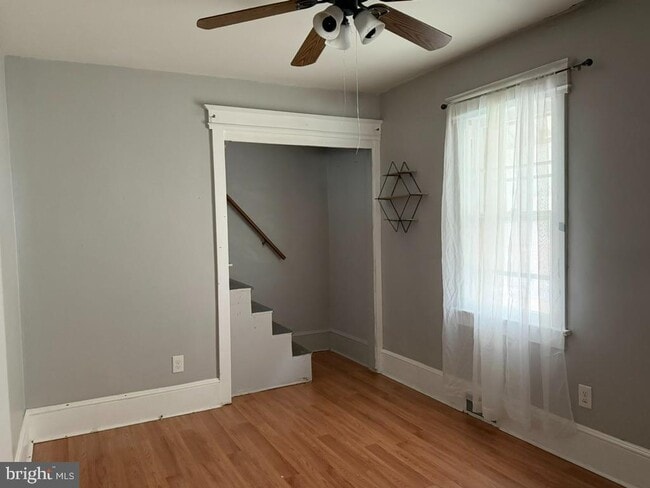 Building Photo - 132 Homecrest Ave