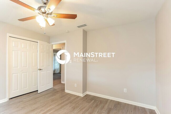 Building Photo - 4 Bedroom Pet-Friendly Home in Brandon, FL...