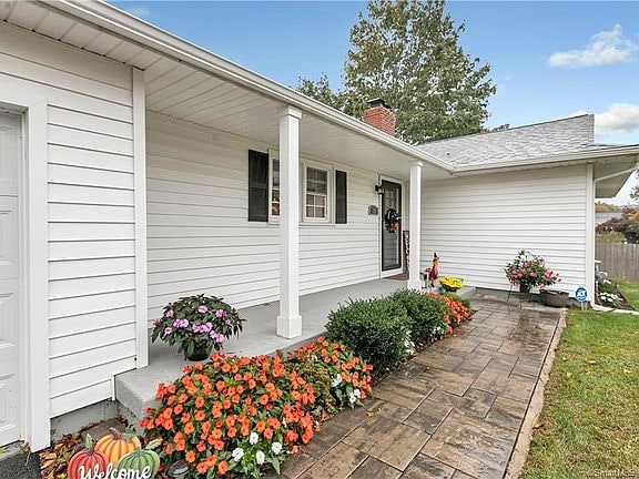 Building Photo - 35 Delwood Rd