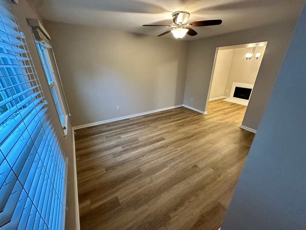 Building Photo - 1512 Skirmish Run Dr