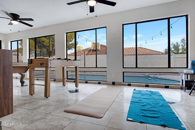 Building Photo - 5431 W Cochise Dr