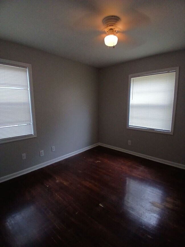Building Photo - Charming 3-Bedroom Home in Desirable Ralei...