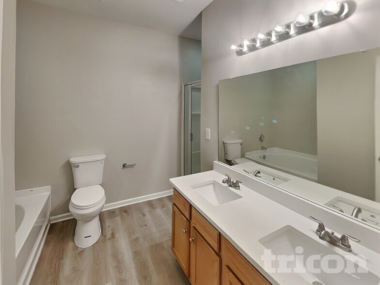 Building Photo - 7514 Mary Jo Helms Dr