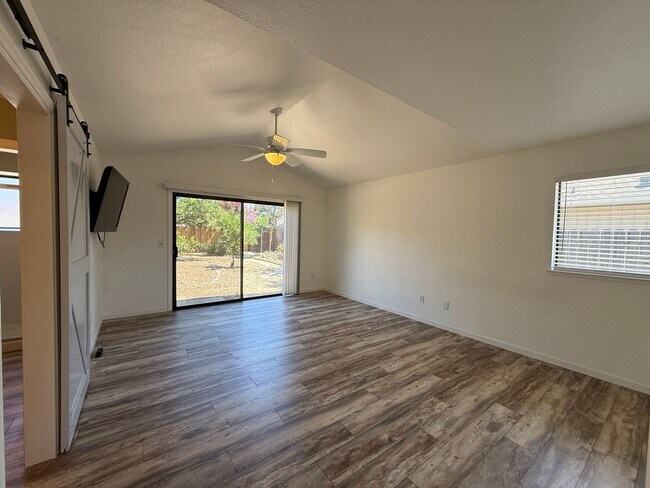 Building Photo - 243 Rio Mesa Ct