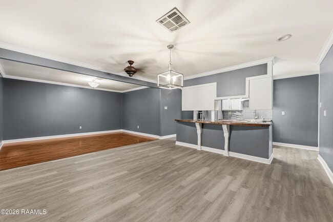 Building Photo - 106 Seattle St