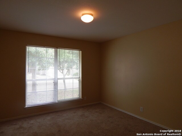 Building Photo - 1239 Lion Forest