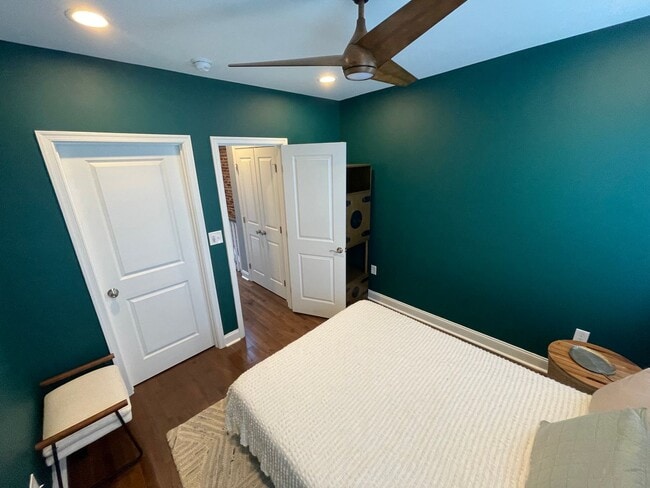 Building Photo - Recently Renovated 3 Bed / 3.5 Bath Luxury Home Near Patterson Park with Parking!