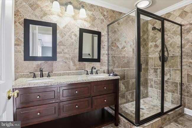 Building Photo - 25559 Fretton Square