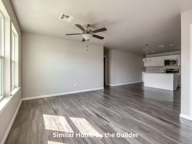 Building Photo - Charming 3-Bed in Yukon - Move-In Ready