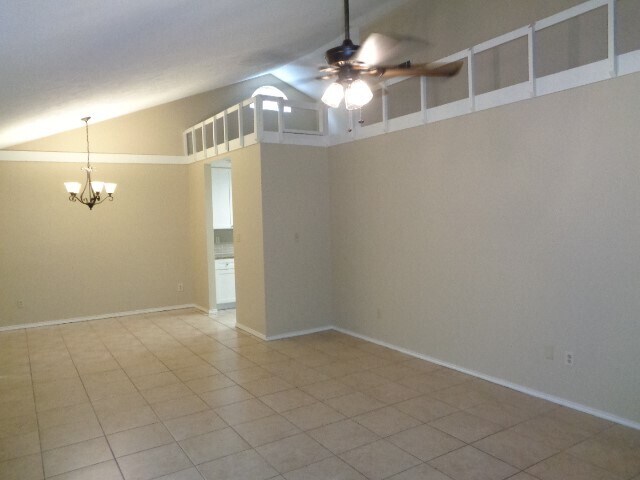 Building Photo - 709 Short Mill Run