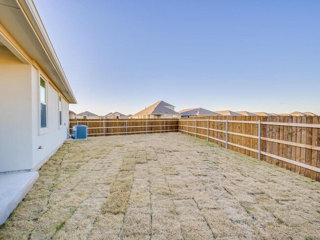 Building Photo - 16812 Marcello Dr