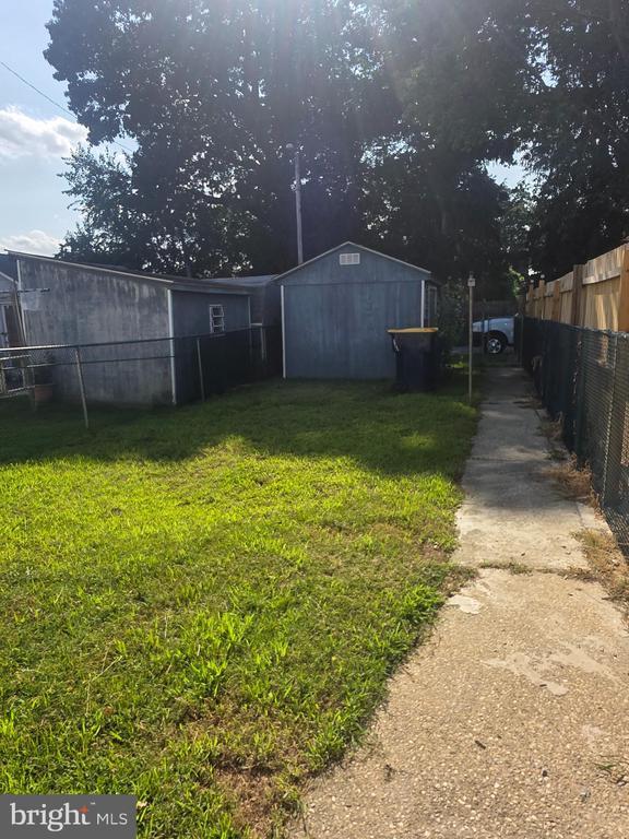 Building Photo - 119 Bungalow Ave