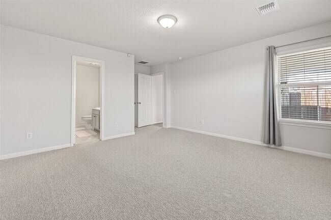 Building Photo - 7554 Appleberry Dr