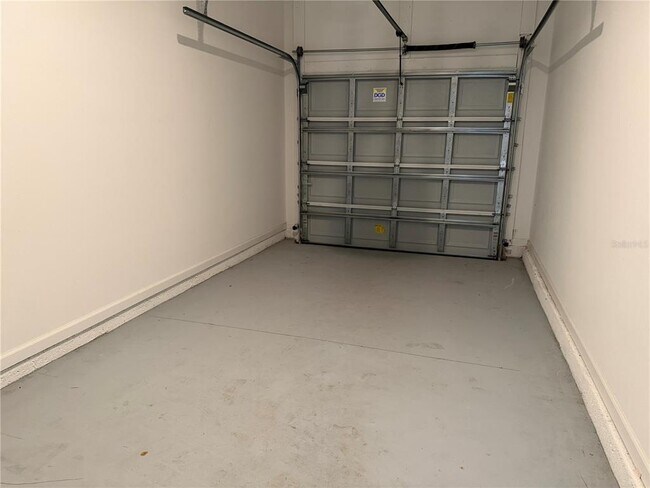 Building Photo - 7489 Stone Crk Trl