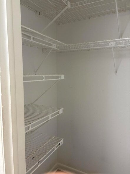 Building Photo - 151 Canterbury E