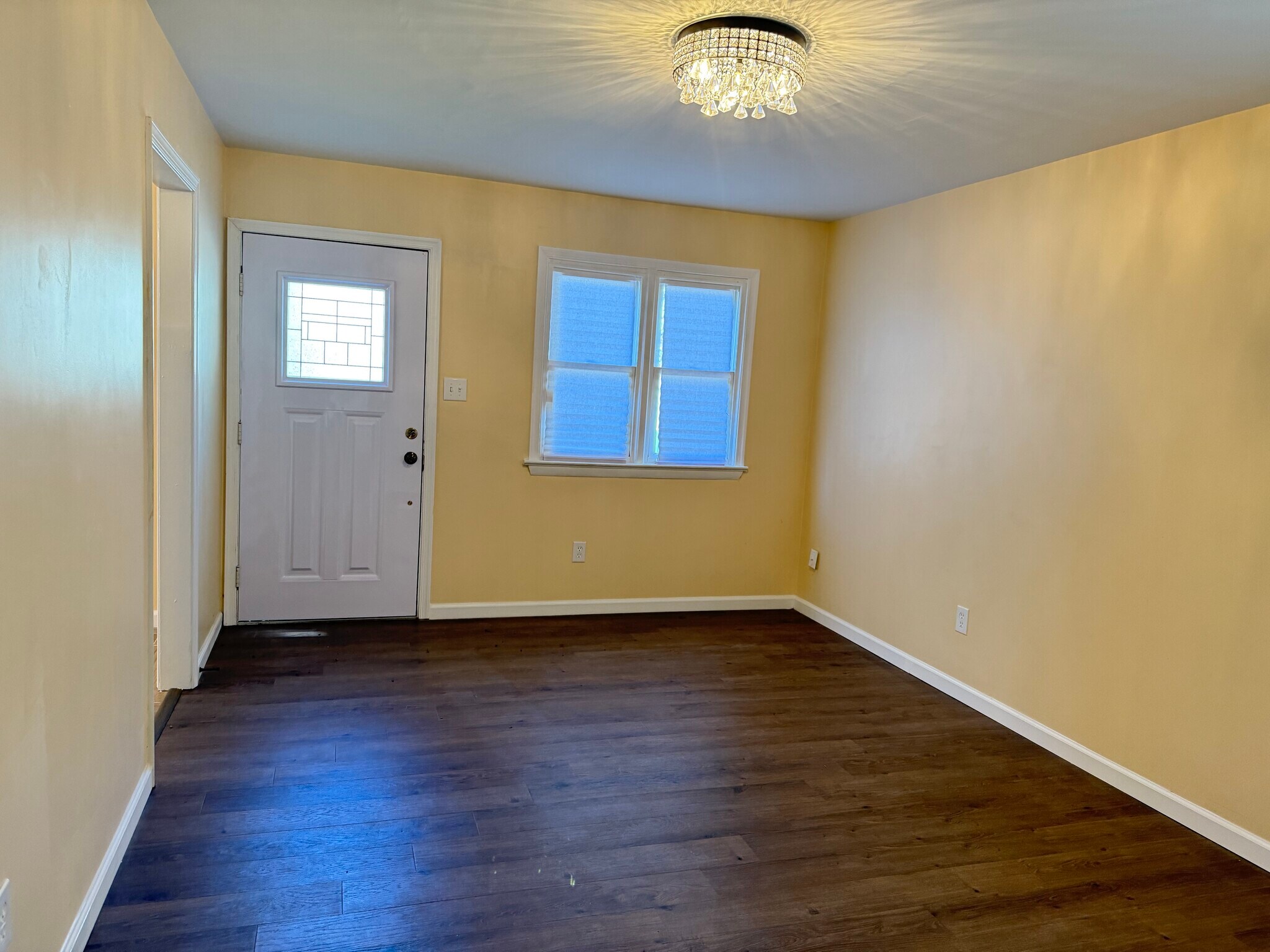 Building Photo - 1535 Vine St