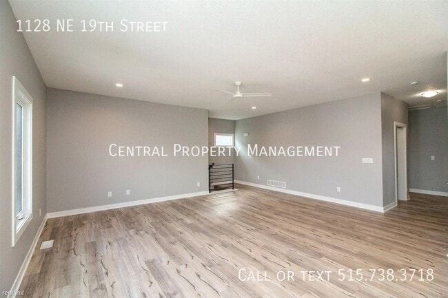 Building Photo - 1128 NE 19th St