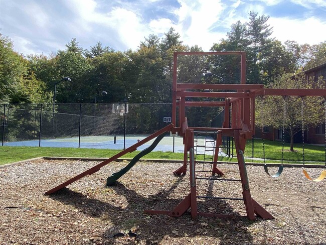 Building Photo - 29 Capron Rd