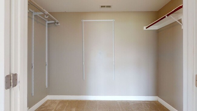 Building Photo - 4 Bedroom Home in Carolina Plantations!