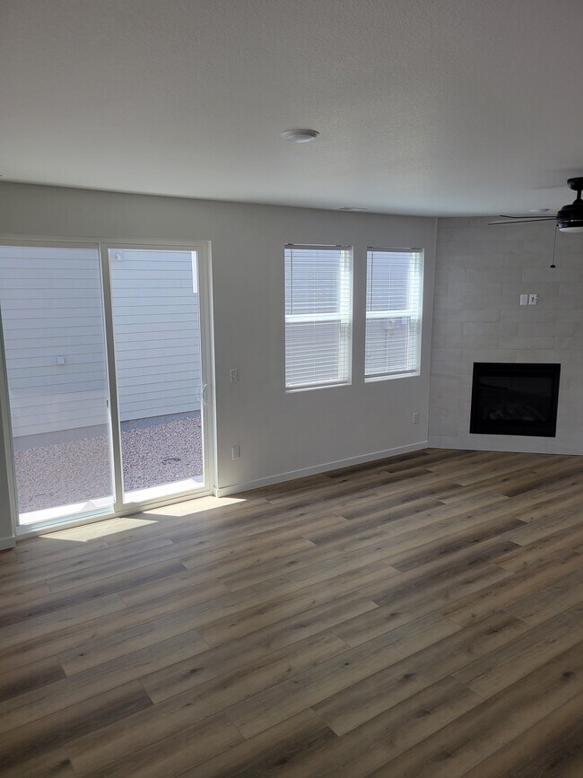 Building Photo - 6326 Levity Heights