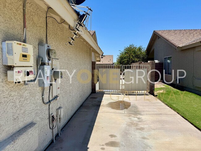 Building Photo - Rancho Sereno Pool Home on a large Corner ...