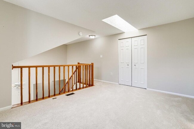Building Photo - 7758 New Providence Dr