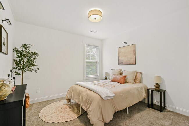 Building Photo - 506 Saltworks Ln
