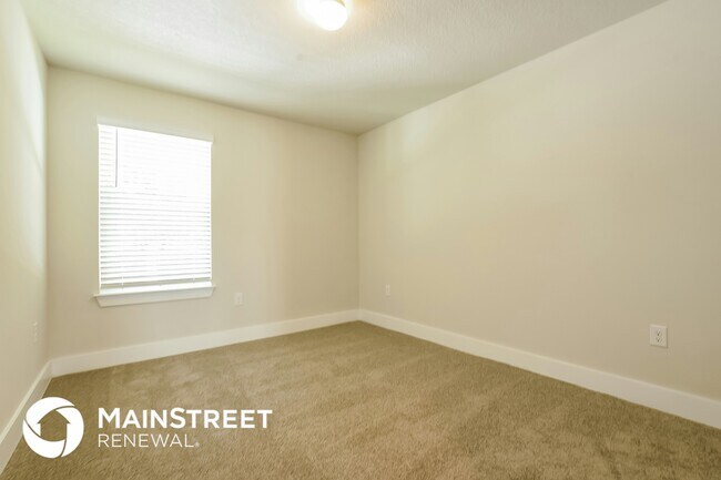 Building Photo - 313 Whiteheart Dr