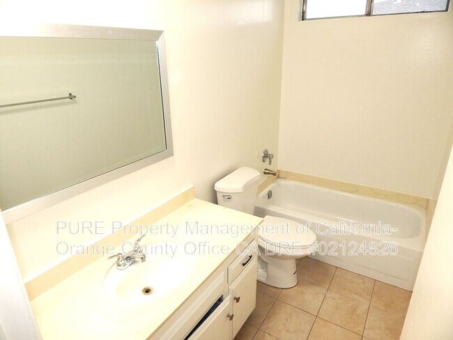 Building Photo - 16542 Kellog Cir