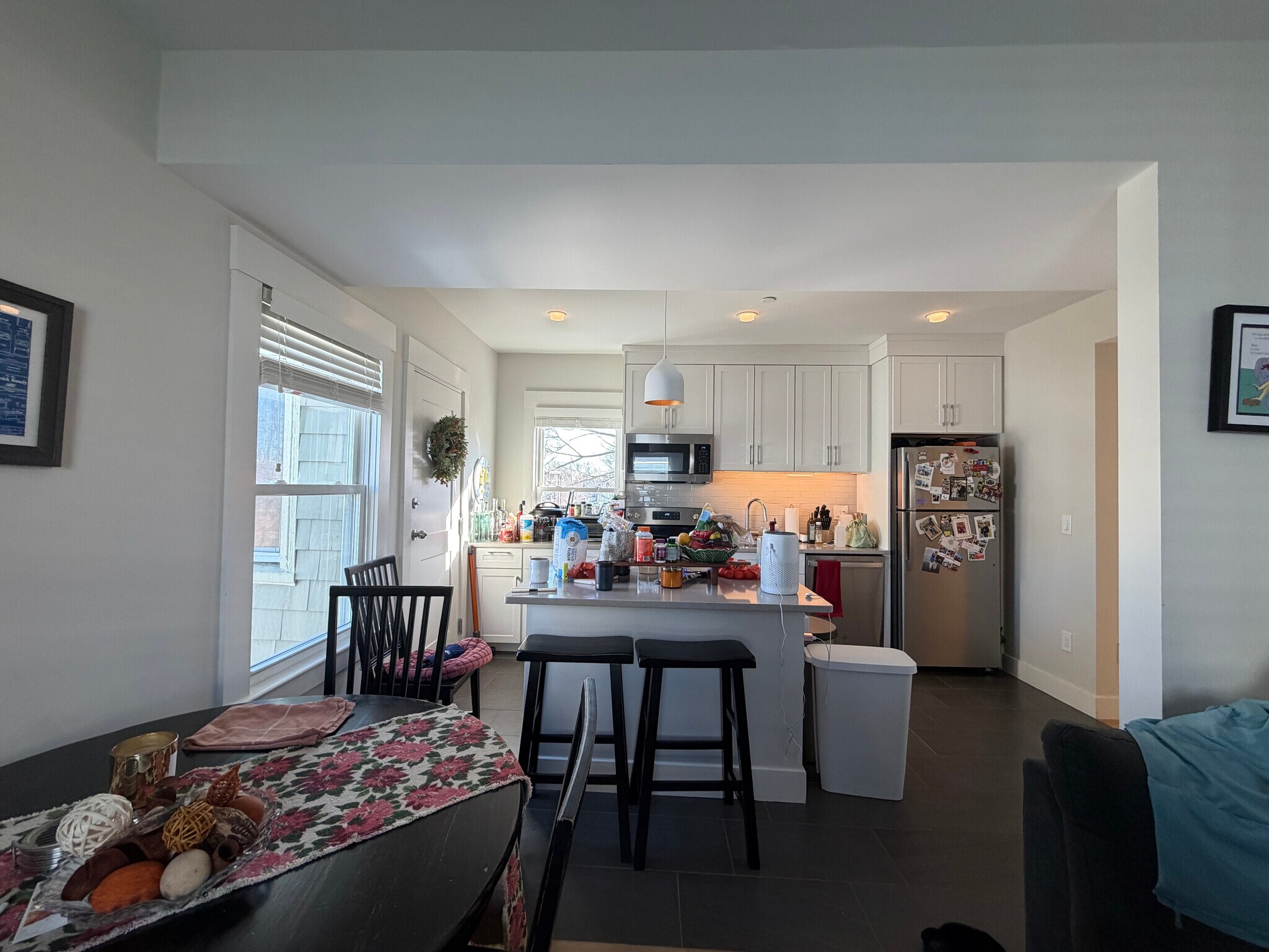 Building Photo - 208 Banks St