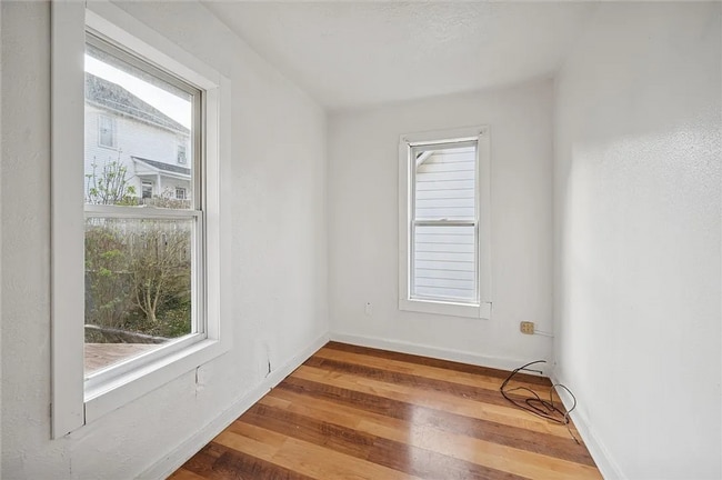 Building Photo - Charming 2 Bed 1 Bath in Butler!