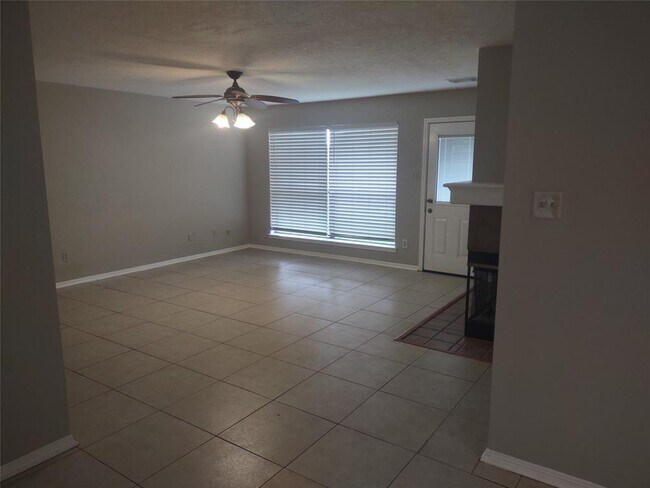 Building Photo - 306 Ivy Glen Ct