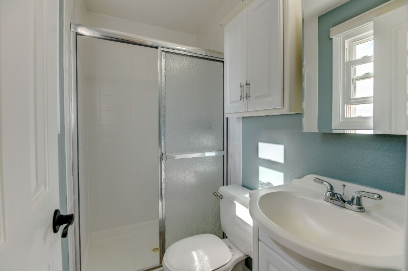 Building Photo - 4801 Gary Dr