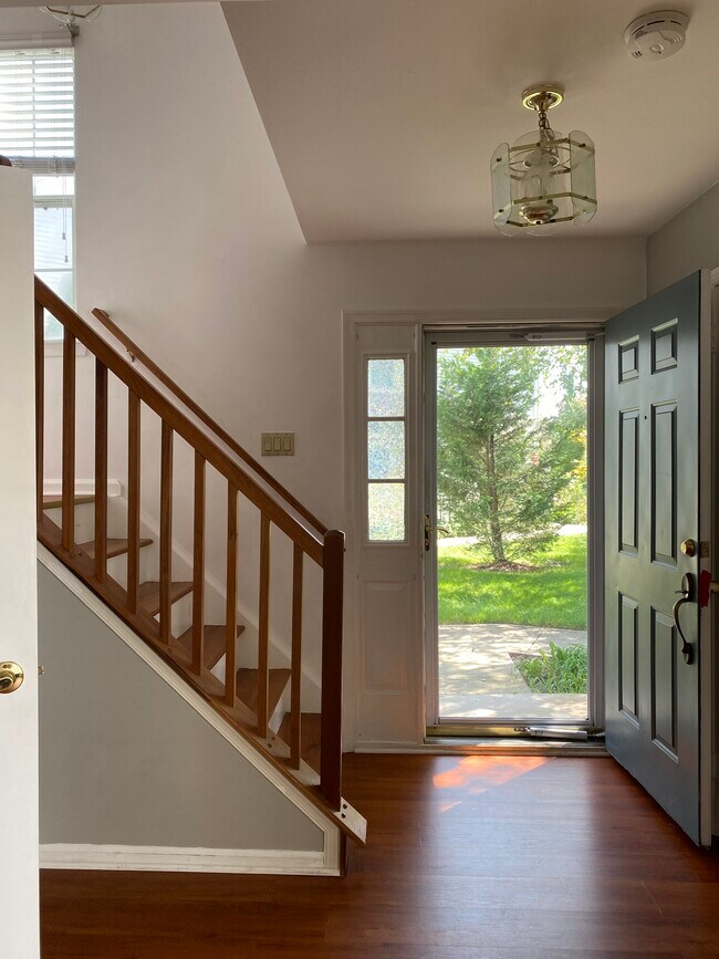 Front Entrance - 404 Oswego Ct