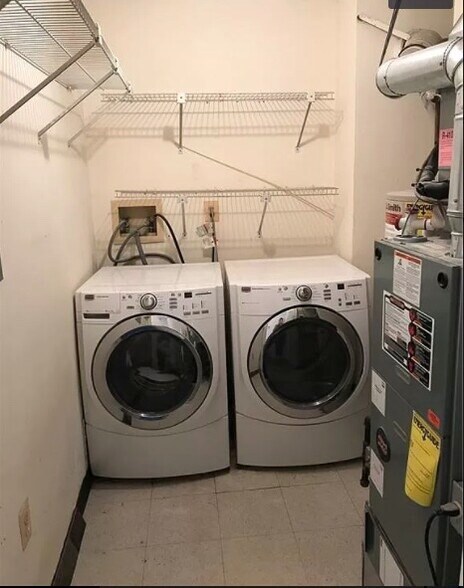 In-unit Laundry - Front Loading - 215 Rachel Ct