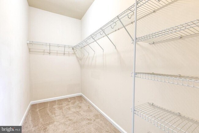 Building Photo - 23216 Observation Dr