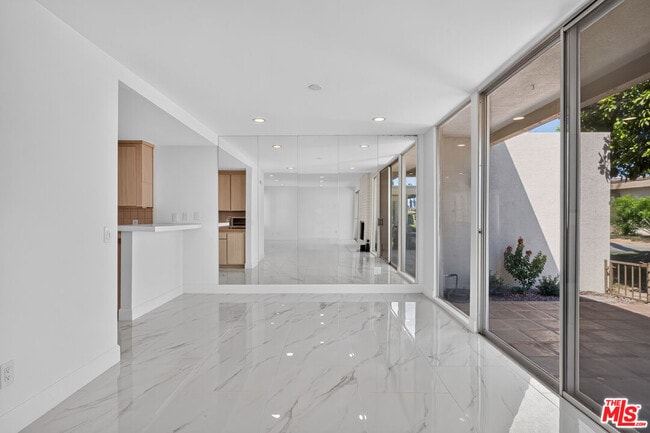 Building Photo - 75562 Camino De Plata N