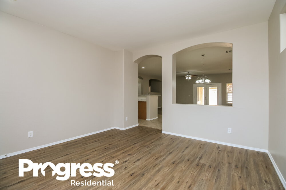 Building Photo - 1958 E Dublin St