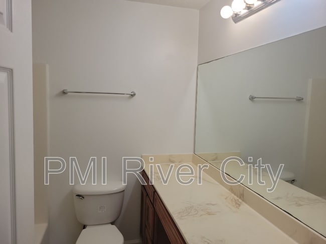 Building Photo - 1390 Old Middleburg Rd N