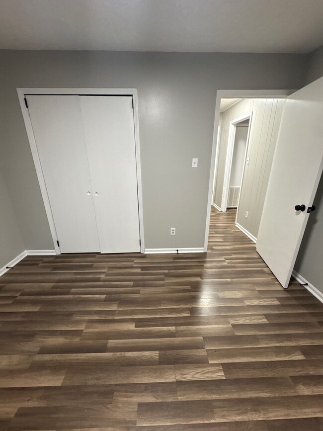 Building Photo - 207 Highland St