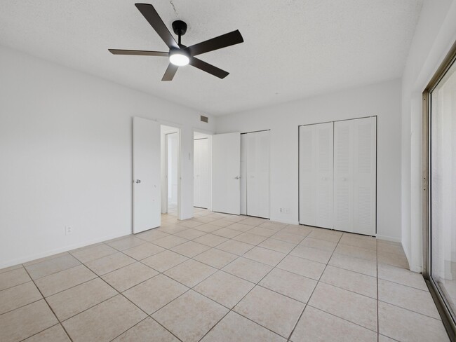 Building Photo - 6289 Lear Dr