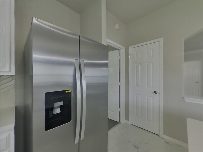 Building Photo - 318 Annatto Ln