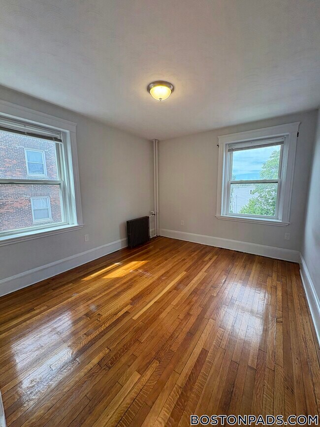 Building Photo - 1615 Commonwealth Ave