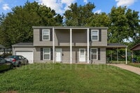 Building Photo - 2115 Campus Dr